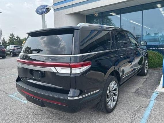 LINCOLN NAVIGATOR L 2023 5LMJJ3LG2PEL13374 image